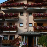 Du Soleil 3*